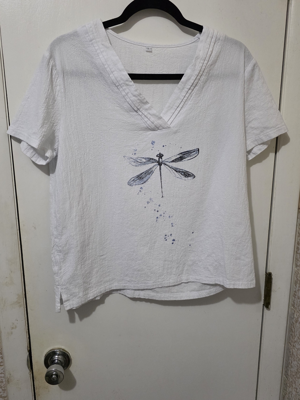 SHEIN White V-Neck Dragonfly Print Blouse